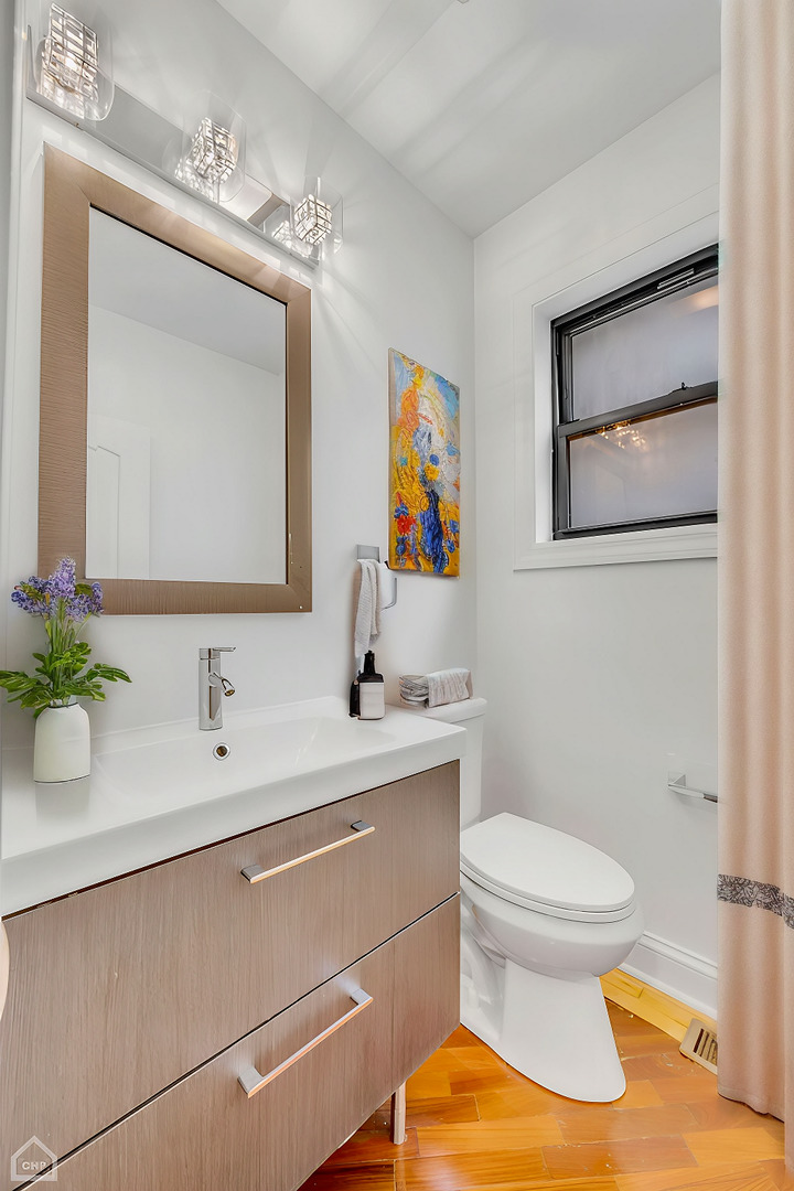 4235 South Calumet Avenue Chicago IL 60653