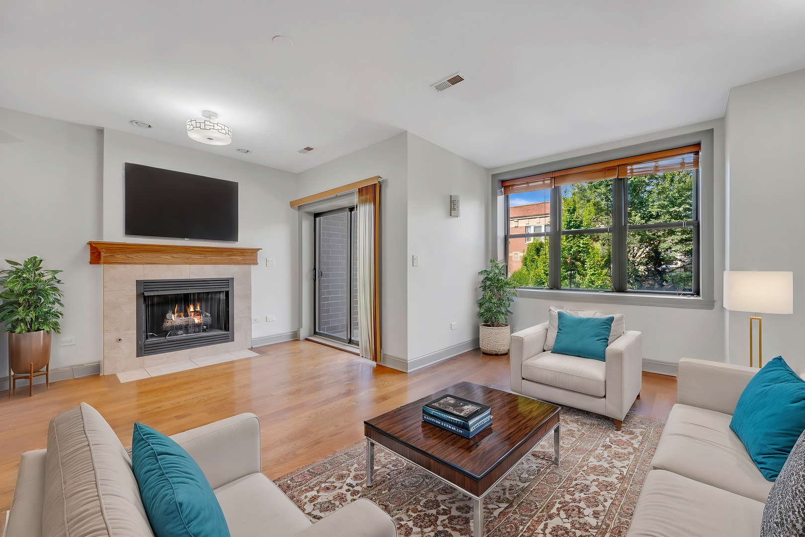 4235 South Calumet Avenue Chicago IL 60653