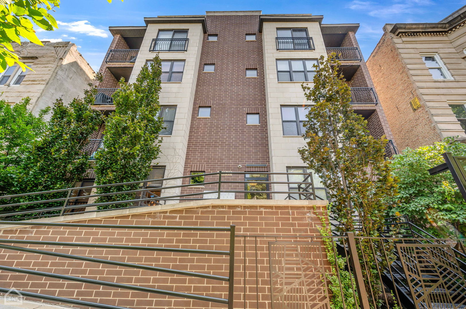 4235 South Calumet Avenue Chicago IL 60653