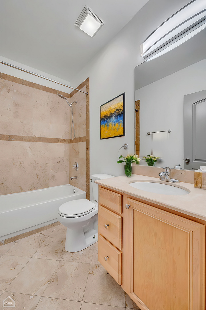 4235 South Calumet Avenue Chicago IL 60653