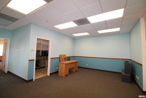 300 West Church Street Salem IL 62881