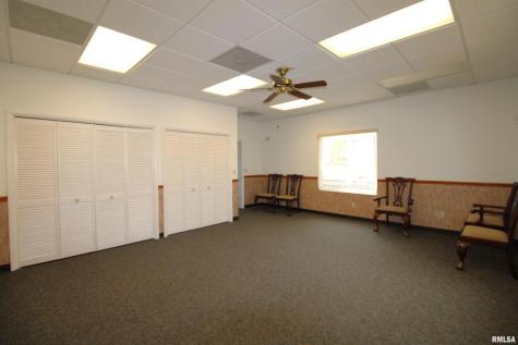 300 West Church Street Salem IL 62881