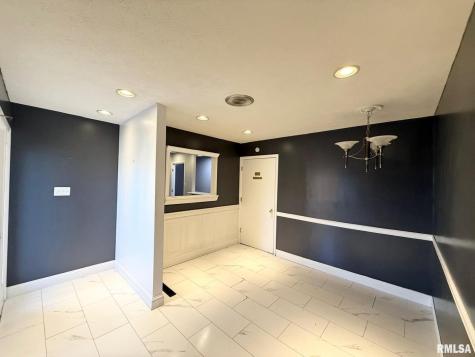 905 South Park Street Herrin IL 62948