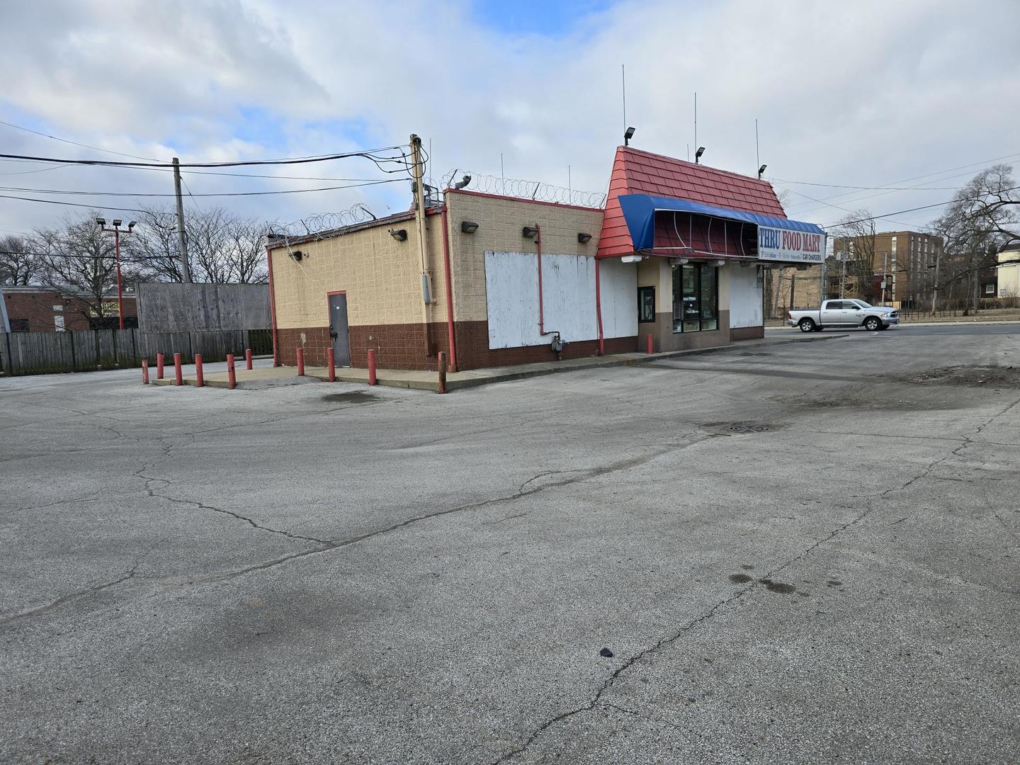 5431 South Halsted Street Chicago IL 60609