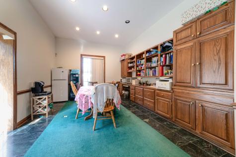 1017/1019 West Park Avenue Libertyville IL 60048