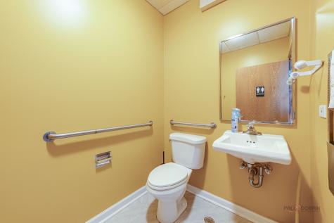 1017/1019 West Park Avenue Libertyville IL 60048
