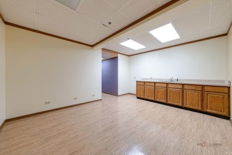 1017/1019 West Park Avenue Libertyville IL 60048