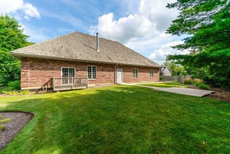 1017/1019 West Park Avenue Libertyville IL 60048