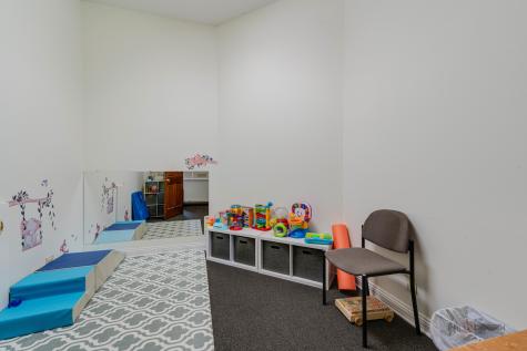 1017/1019 West Park Avenue Libertyville IL 60048