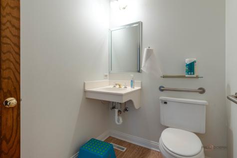 1017/1019 West Park Avenue Libertyville IL 60048