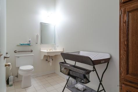 1017/1019 West Park Avenue Libertyville IL 60048