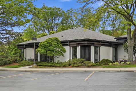 2210 Dean Street St. Charles IL 60174