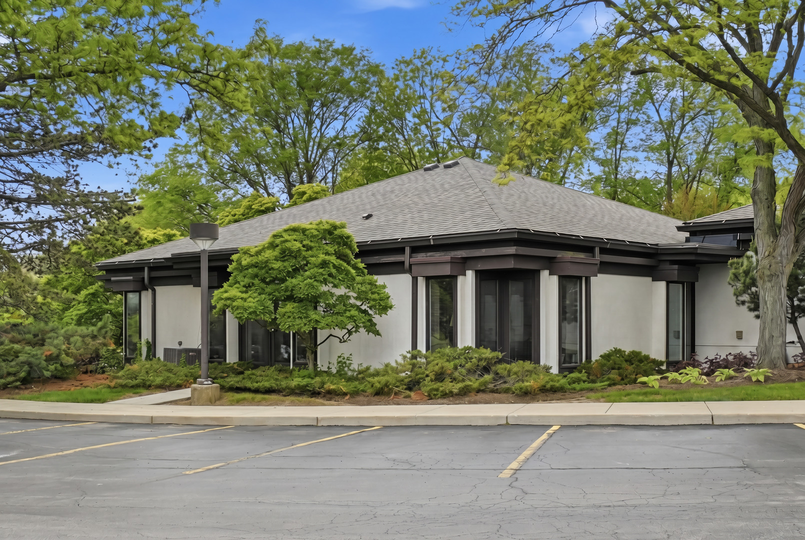 2210 Dean Street St. Charles IL 60174