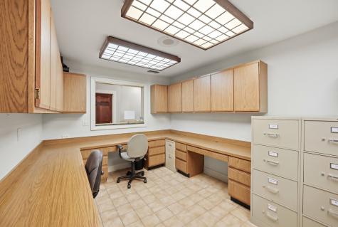 2210 Dean Street St. Charles IL 60174