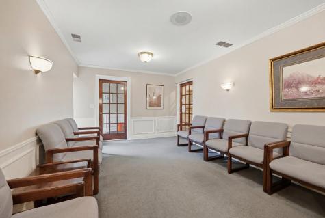 2210 Dean Street St. Charles IL 60174