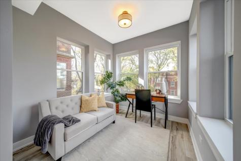 6355 North Paulina Street Chicago IL 60660