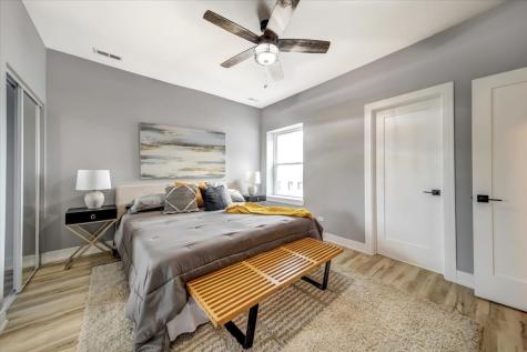 6355 North Paulina Street Chicago IL 60660