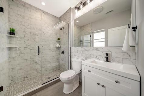 6355 North Paulina Street Chicago IL 60660