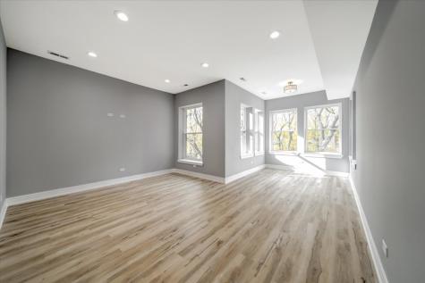 6355 North Paulina Street Chicago IL 60660