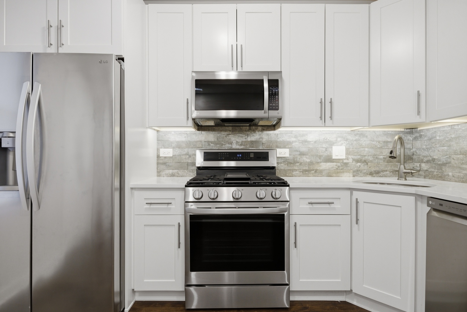 3538 West North Avenue Chicago IL 60647