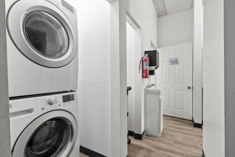 222 East 61st Street Chicago IL 60637
