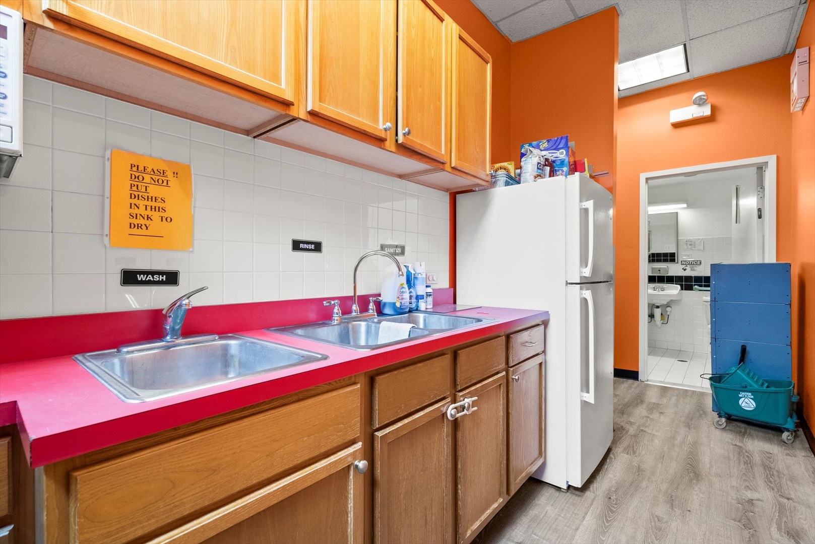 222 East 61st Street Chicago IL 60637