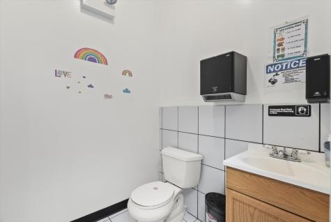 222 East 61st Street Chicago IL 60637