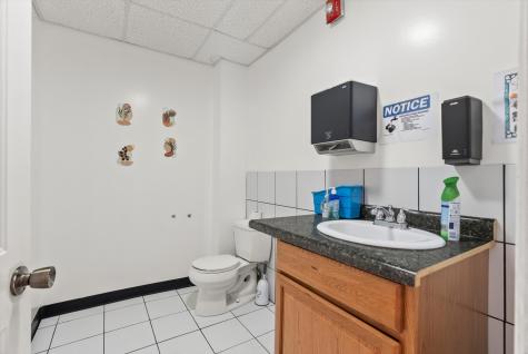 222 East 61st Street Chicago IL 60637