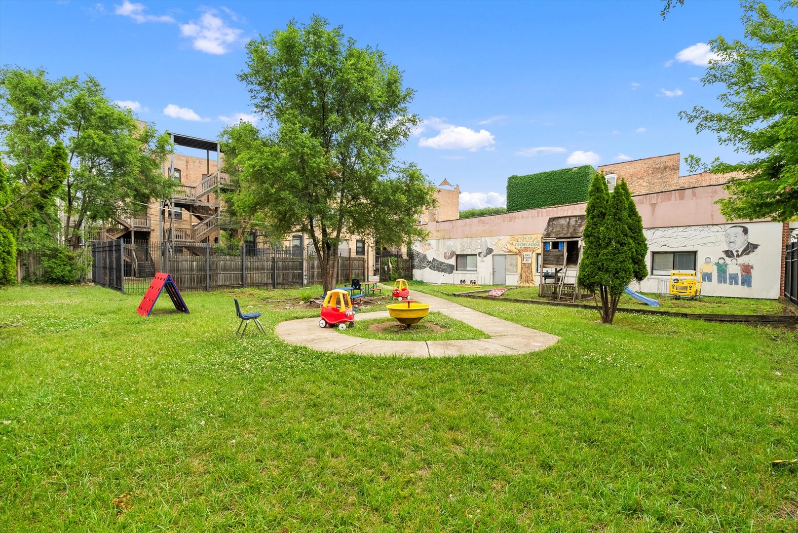 222 East 61st Street Chicago IL 60637
