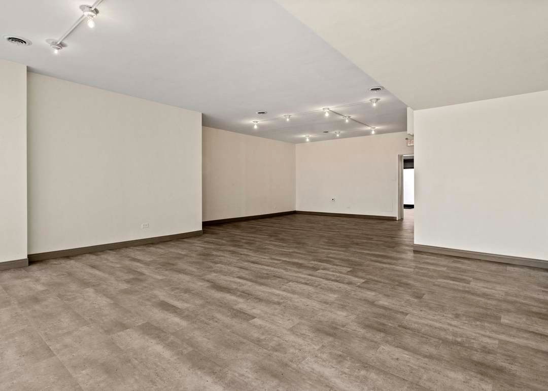 5110 West Fullerton Avenue Chicago IL 60639