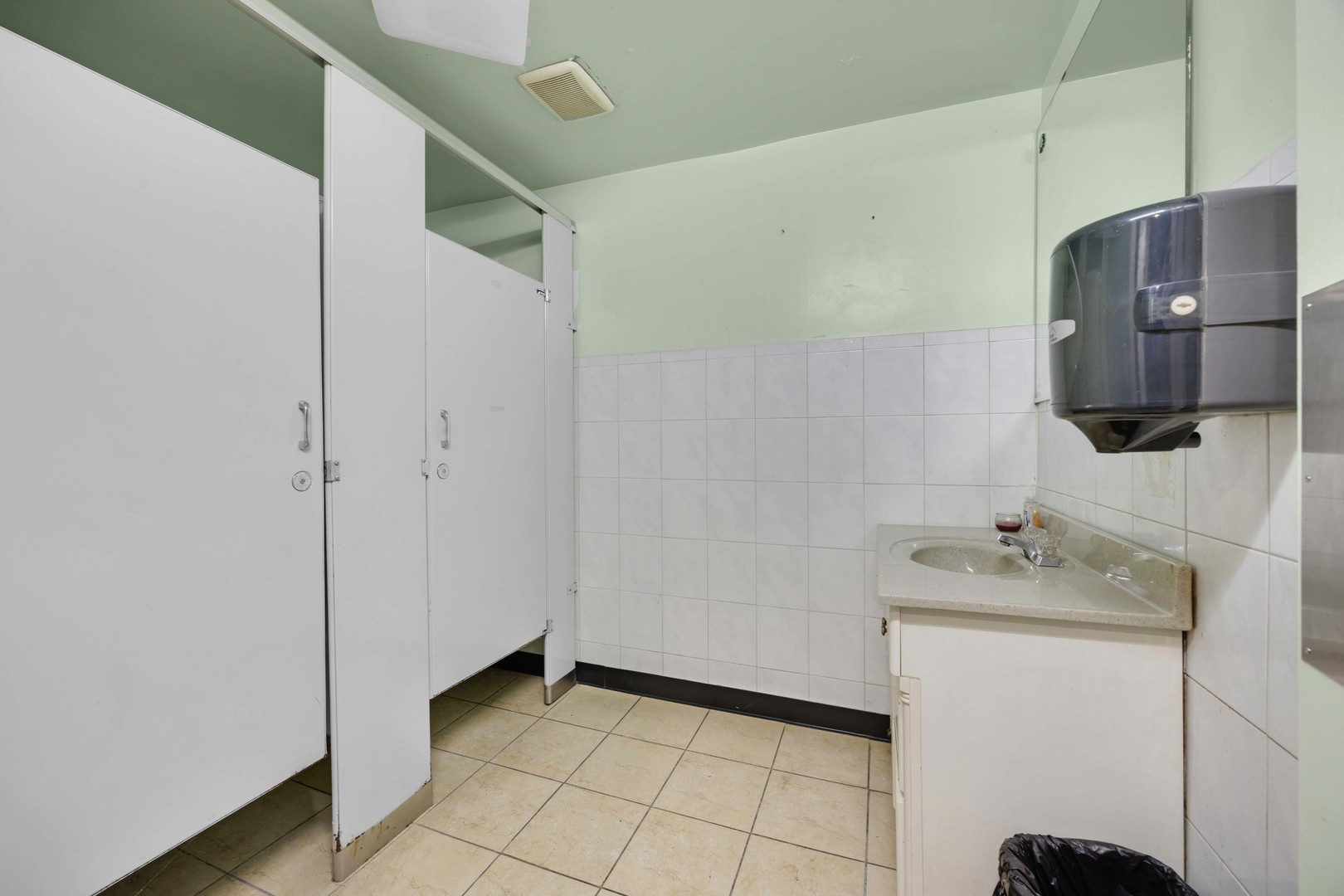 11610 South Western Avenue Chicago IL 60643