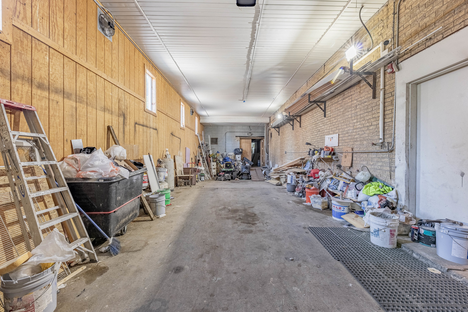 13039 Division Street Blue Island IL 60406