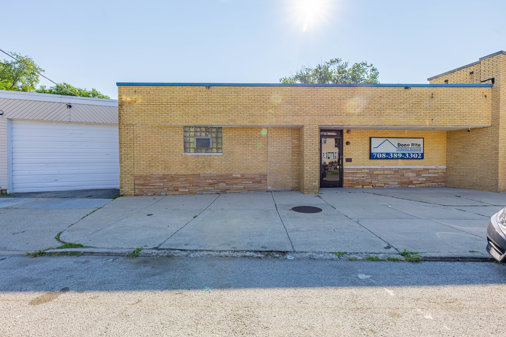 13039 Division Street Blue Island IL 60406