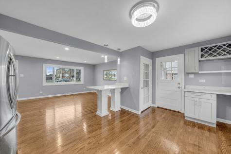 5930 West 79th Street Burbank IL 60459