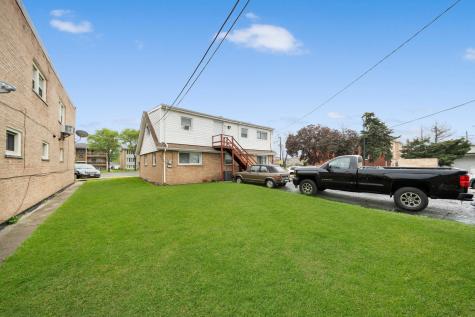 5930 West 79th Street Burbank IL 60459
