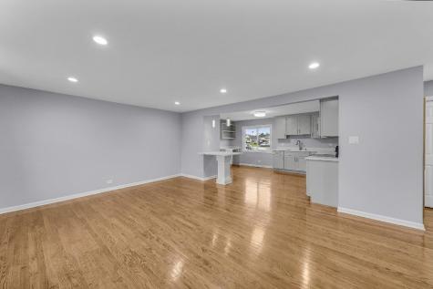 5930 West 79th Street Burbank IL 60459