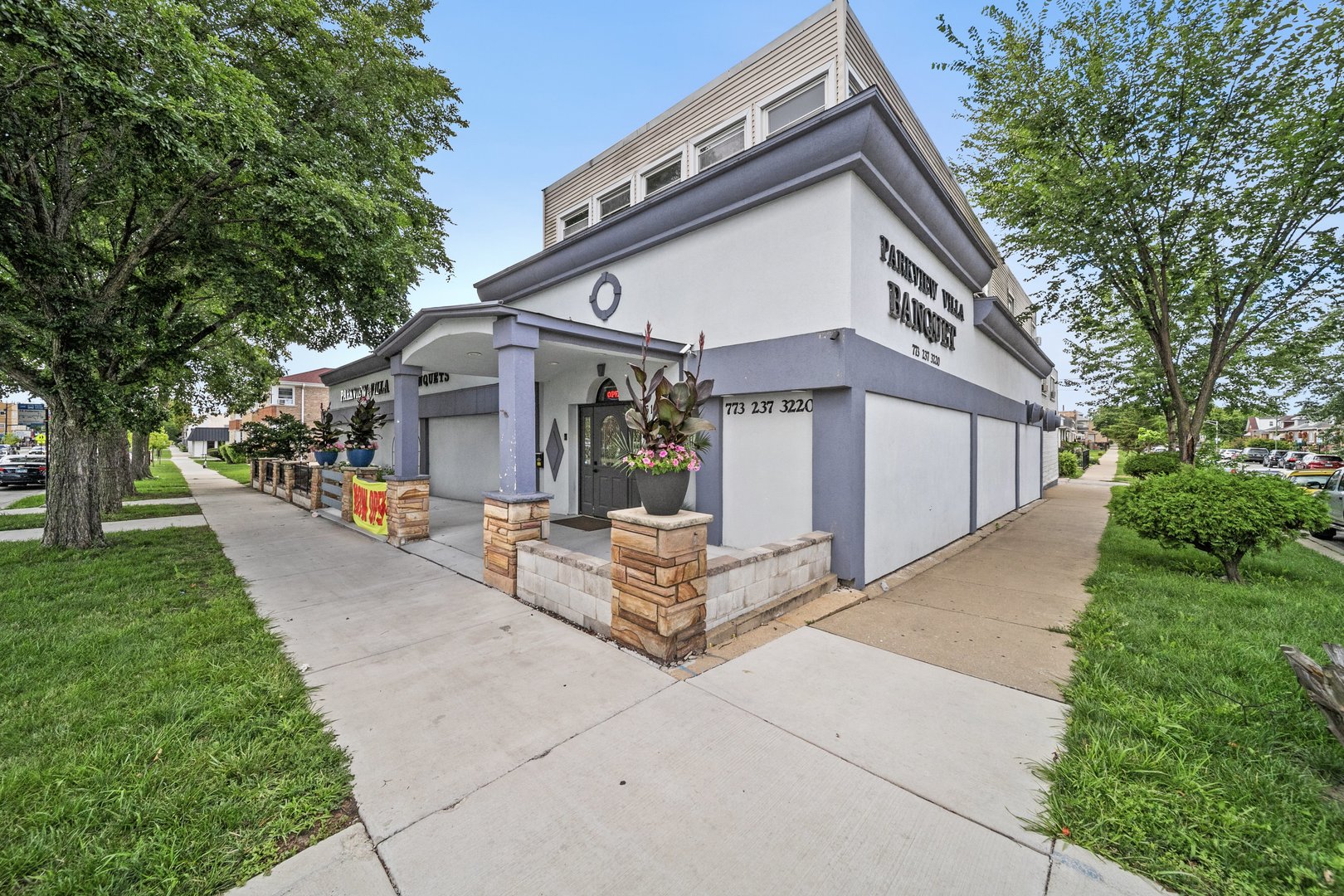 6155 West Fullerton Avenue Chicago IL 60639