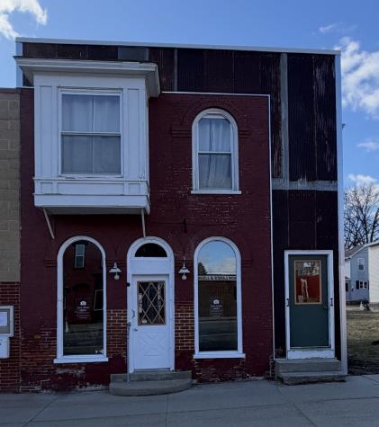 13 East Market Street Shannon IL 61078