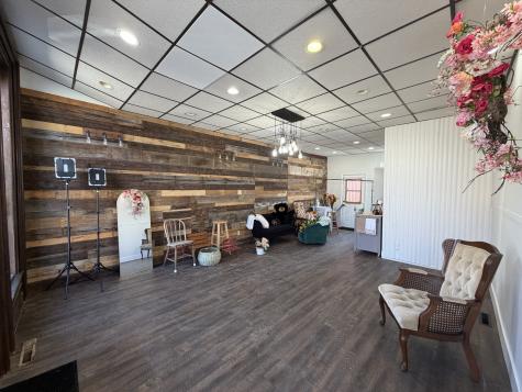 13 East Market Street Shannon IL 61078