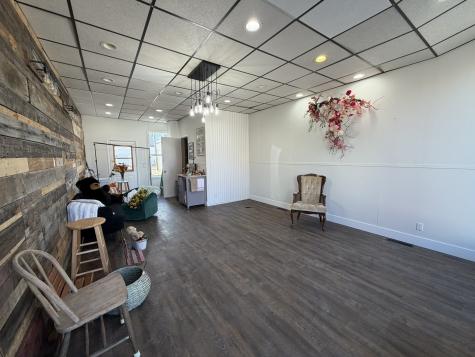 13 East Market Street Shannon IL 61078