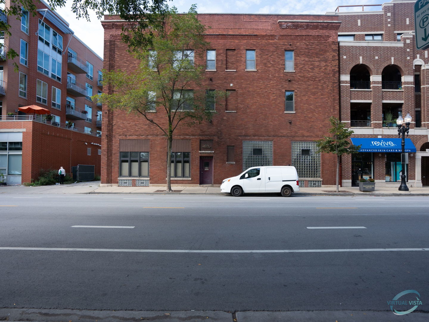 4848 North Clark Street Chicago IL 60640