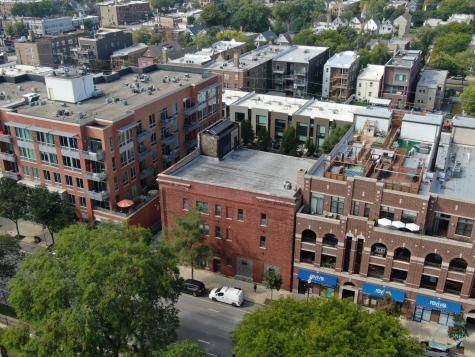 4848 North Clark Street Chicago IL 60640