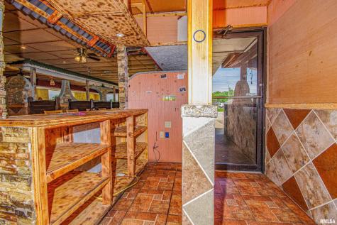 1407 West Main Street Salem IL 62881
