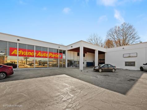 211 South Milwaukee Avenue Libertyville IL 60048