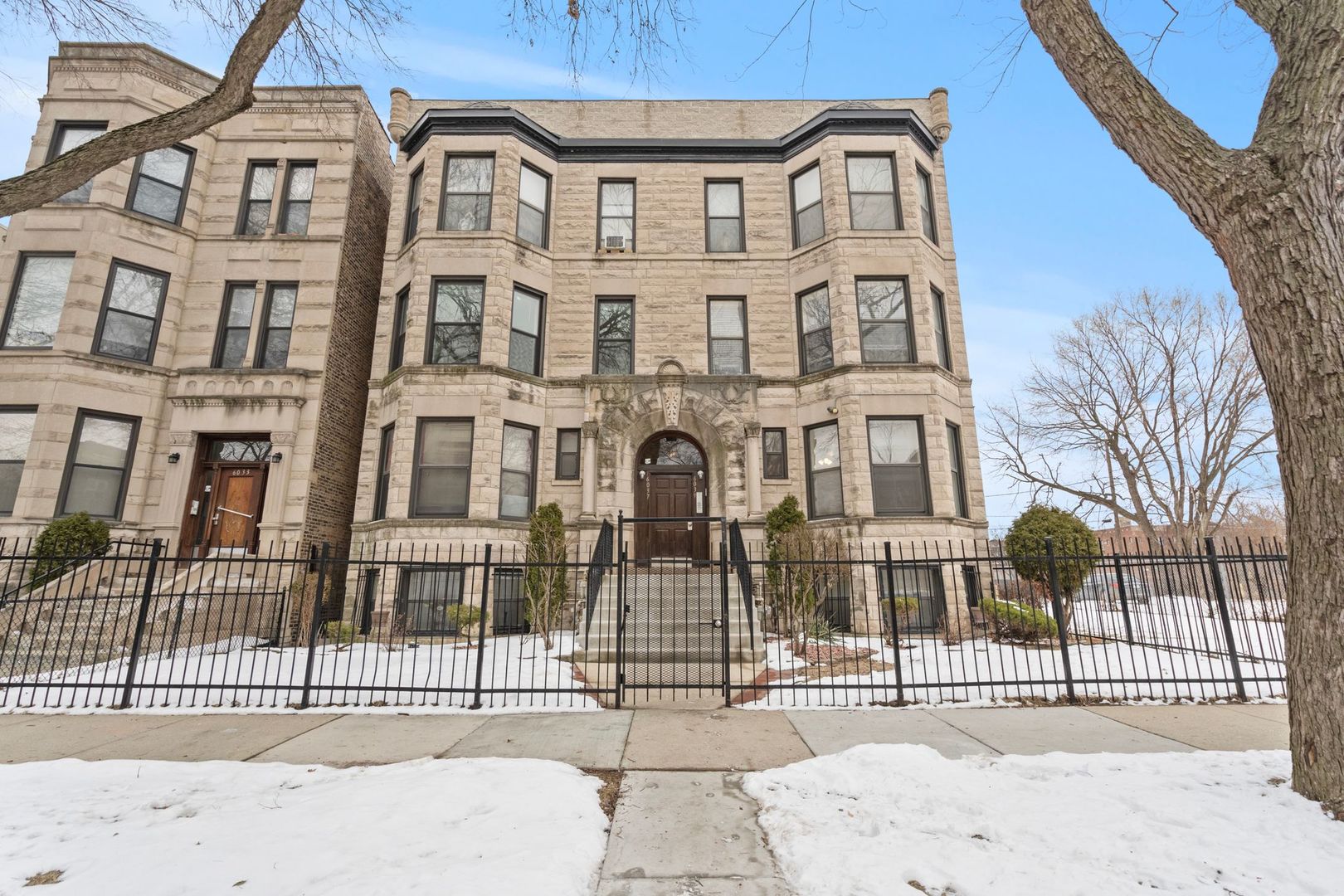6037 South Champlain Avenue Chicago IL 60637