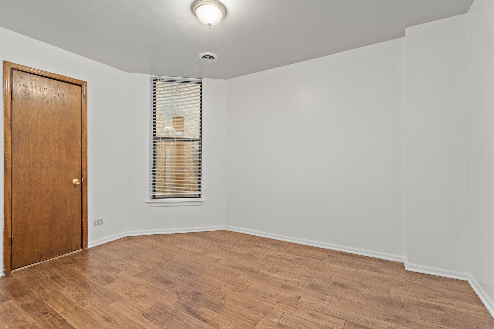 6037 South Champlain Avenue Chicago IL 60637