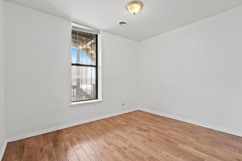 6037 South Champlain Avenue Chicago IL 60637
