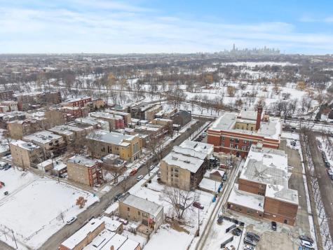6037 South Champlain Avenue Chicago IL 60637