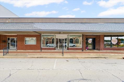 103 North Main Street Tuscola IL 61953