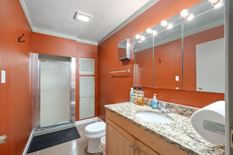 5940 West Montrose Avenue Chicago IL 60634